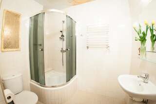 Отель Secession Hotel Łęczna Трехместный номер-2