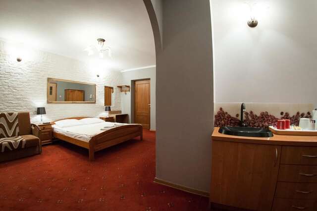 Отель Secession Hotel Łęczna-12